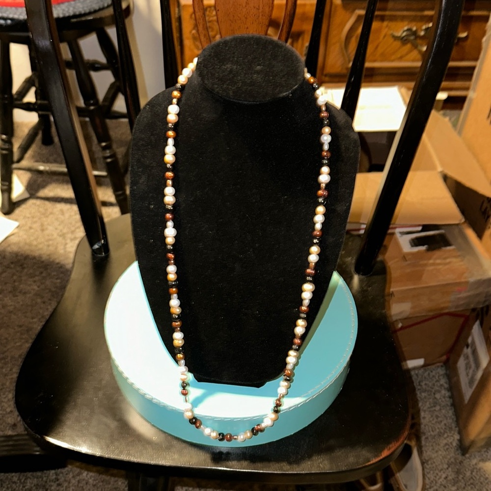 Freshwater Multi-Color Pearl Necklace. (Brown Copper, Gold and Off White tones) - Picture 2 of 4